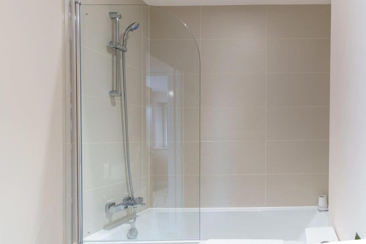 Fantastic 1 Bed Flat Manchester - Sleeps 3 المظهر الخارجي الصورة