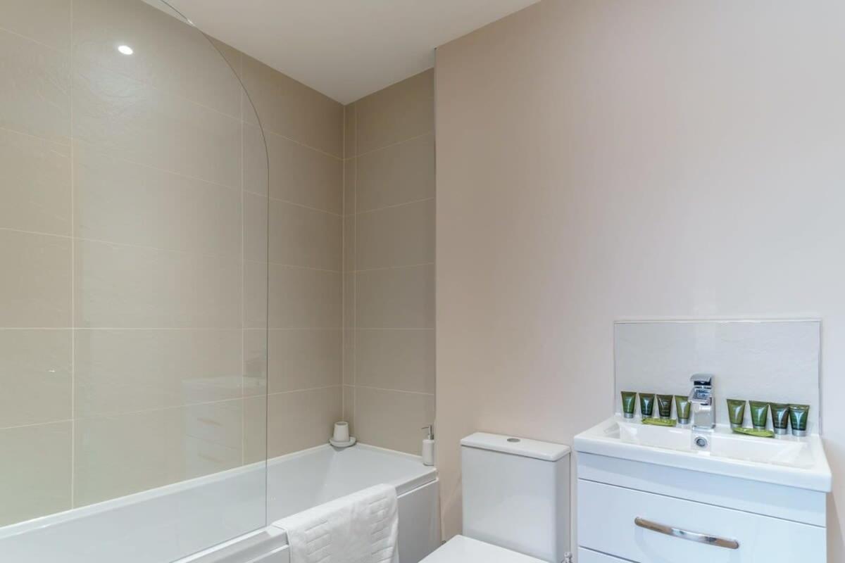 Fantastic 1 Bed Flat Manchester - Sleeps 3 المظهر الخارجي الصورة